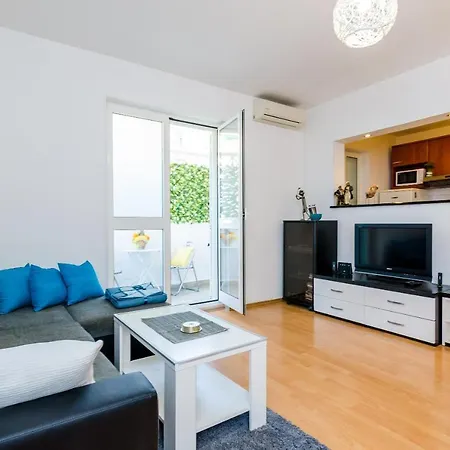 Apartament Antej *